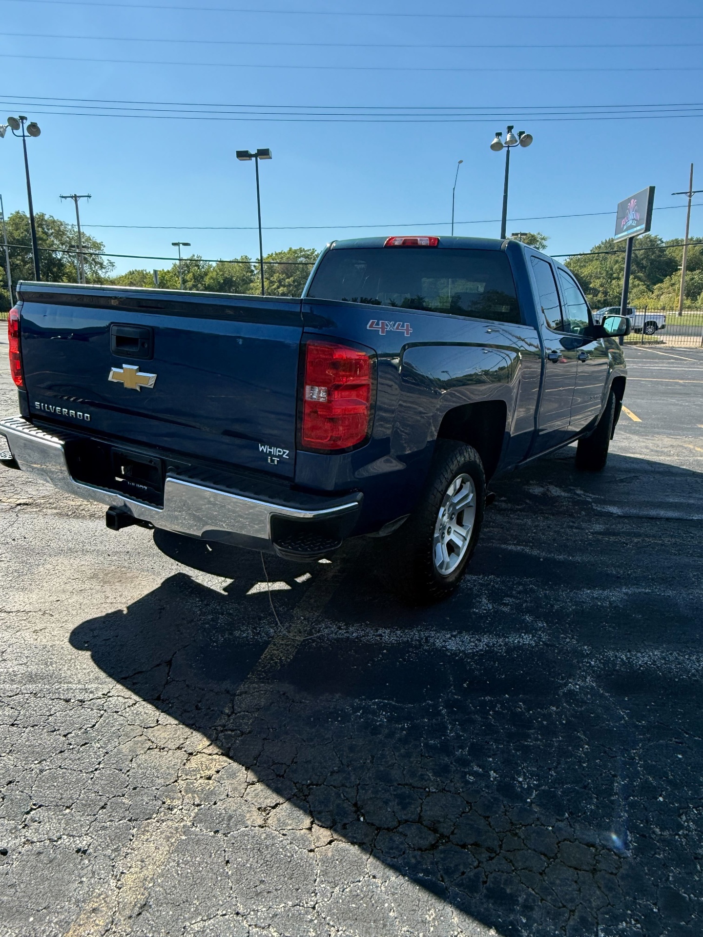 2015 Chevrolet Silverado 1500 LT photo 4