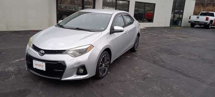 2015 Toyota Corolla Base's photo